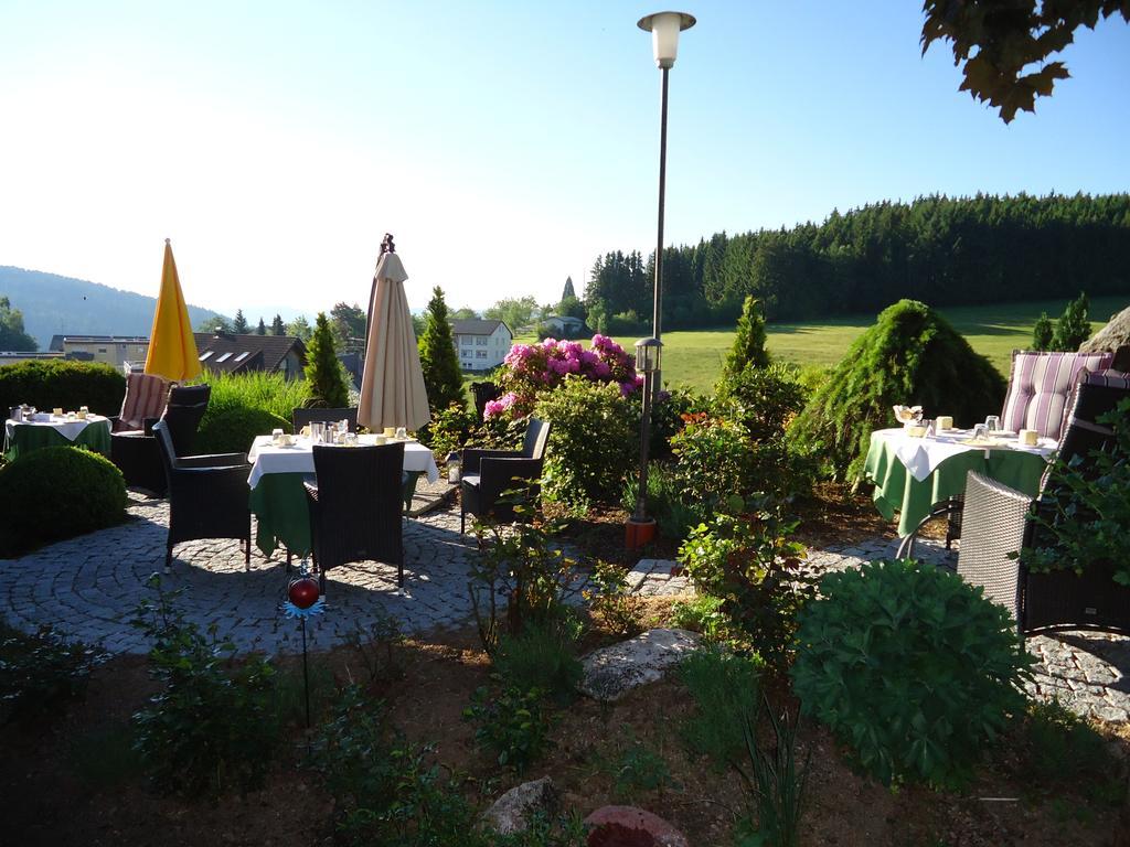 席勒伯格酒店 Schonach im Schwarzwald 客房 照片